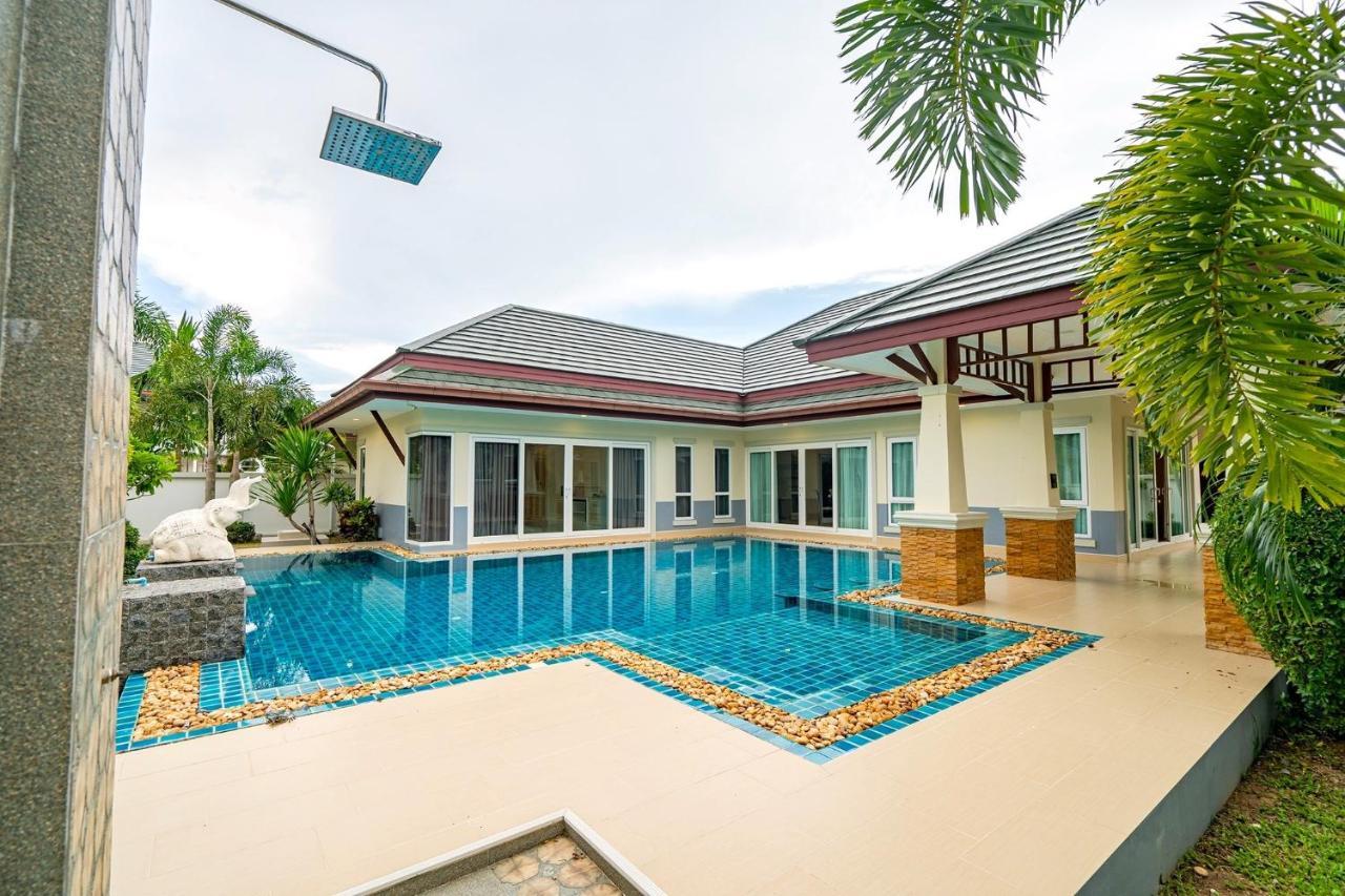 Silverlake Oasis : Pool Villa Na Chom Thian Εξωτερικό φωτογραφία